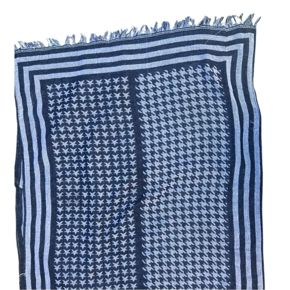 🧣 Blue &‎ Navy Houndstooth Woven Scarf — Unbranded